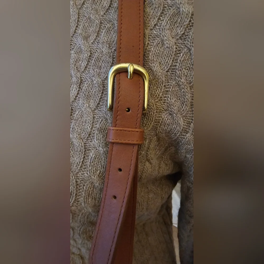 Coach The Original Willis Bag W/Original Detachable Strap, Brass Hardware - Picture 3 of 16